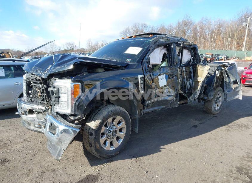 Photo 2 of 2017 Ford F-250 KING RANCH (VIN 1FT7W2BTXHED48225)