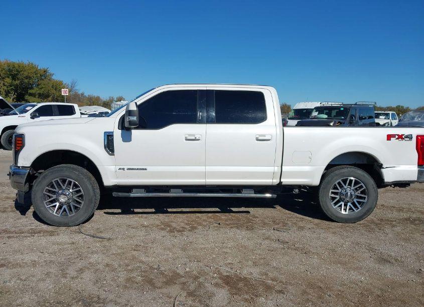 Photo 14 of 2017 Ford F-250 LARIAT (VIN 1FT7W2BTXHED49830)