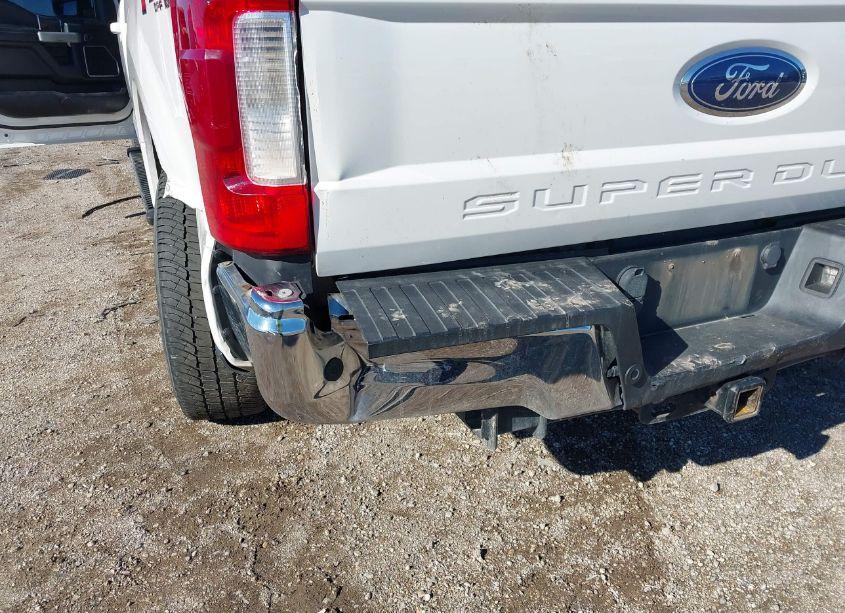 Photo 18 of 2017 Ford F-250 LARIAT (VIN 1FT7W2BTXHED49830)