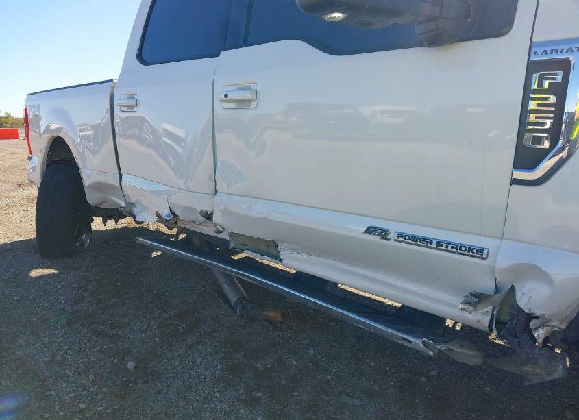 Photo 6 of 2017 Ford F-250 LARIAT (VIN 1FT7W2BTXHED49830)