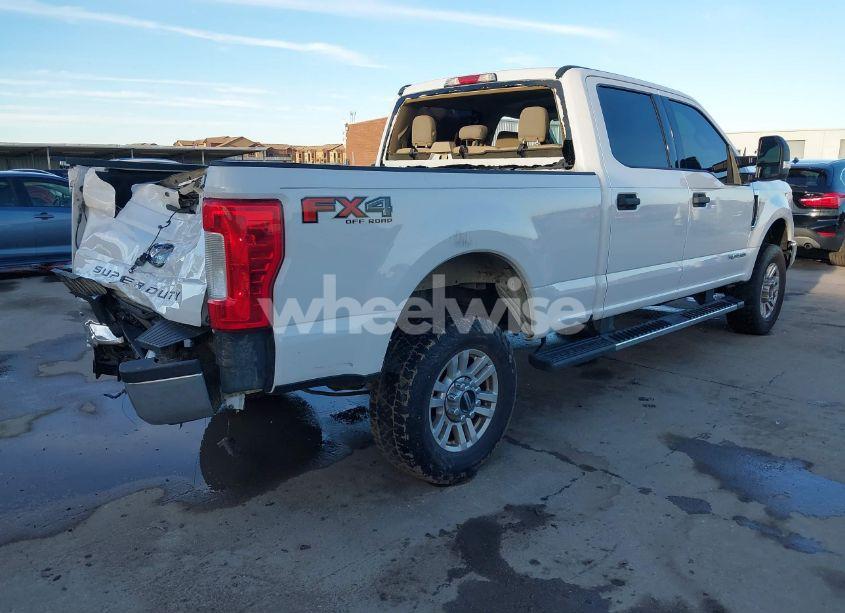 Photo 4 of 2017 Ford F-250 XLT (VIN 1FT7W2BTXHEE20668)