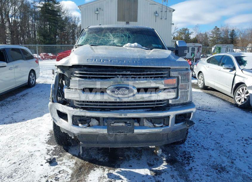 Photo 12 of 2018 Ford F-250 LARIAT (VIN 1FT7W2BTXJEB09361)