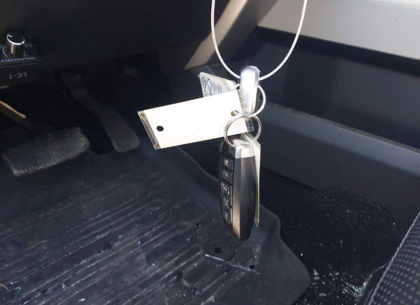 Photo 11 of 2018 Ford F-250 LARIAT (VIN 1FT7W2BTXJEC35672)