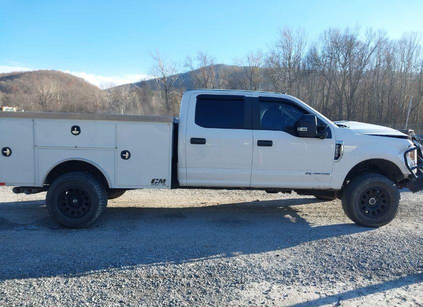 Photo 13 of 2018 Ford F-250 XL (VIN 1FT7W2BTXJEC40368)