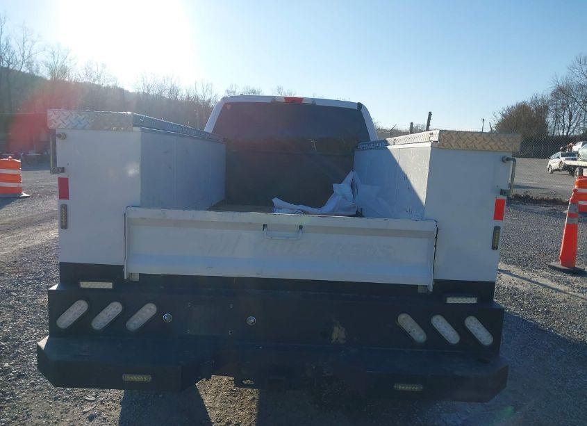 Photo 16 of 2018 Ford F-250 XL (VIN 1FT7W2BTXJEC40368)