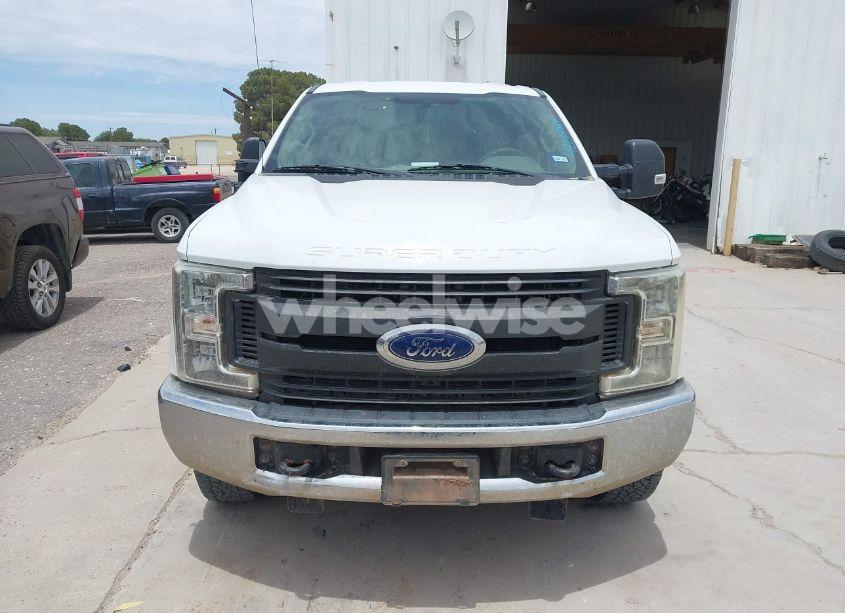 Photo 12 of 2019 Ford F-250 XL (VIN 1FT7W2BTXKEC10594)
