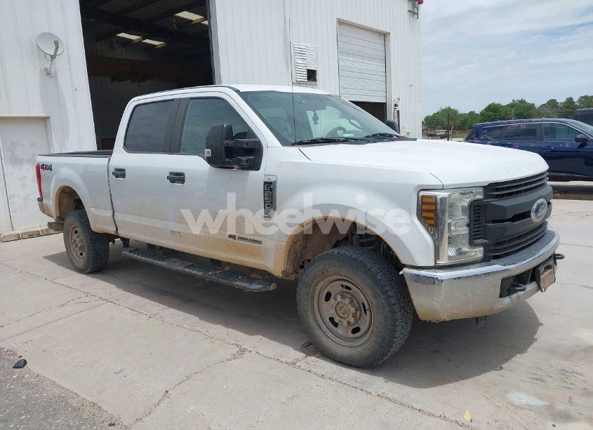 Photo 13 of 2019 Ford F-250 XL (VIN 1FT7W2BTXKEC10594)