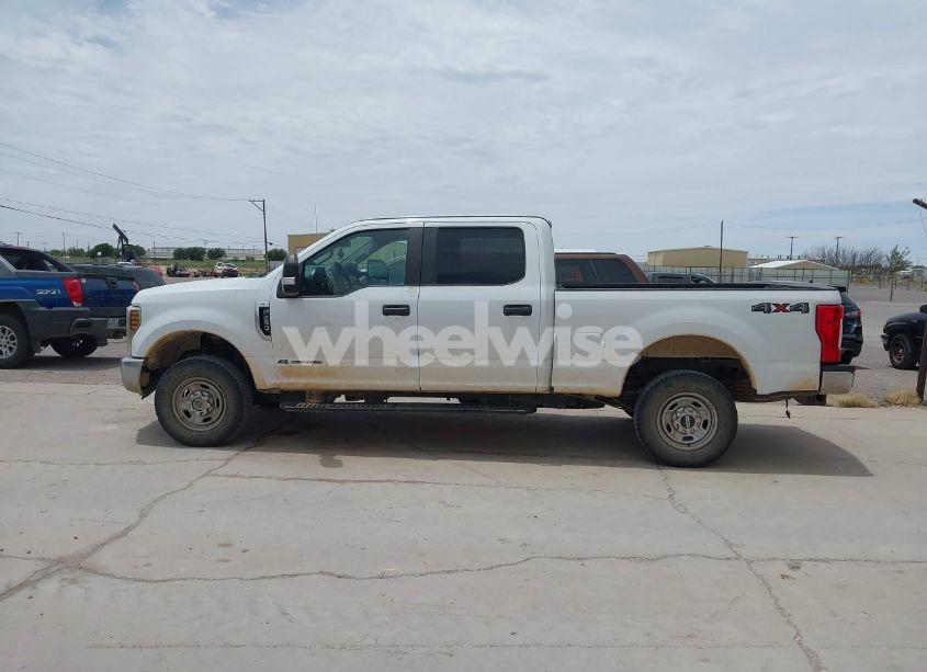 Photo 14 of 2019 Ford F-250 XL (VIN 1FT7W2BTXKEC10594)