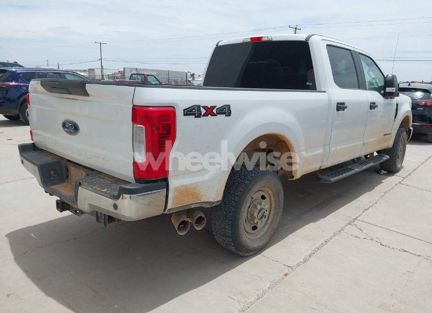 Photo 4 of 2019 Ford F-250 XL (VIN 1FT7W2BTXKEC10594)
