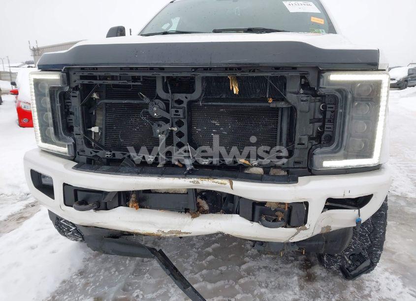 Photo 17 of 2019 Ford F-250 LARIAT (VIN 1FT7W2BTXKEE81526)