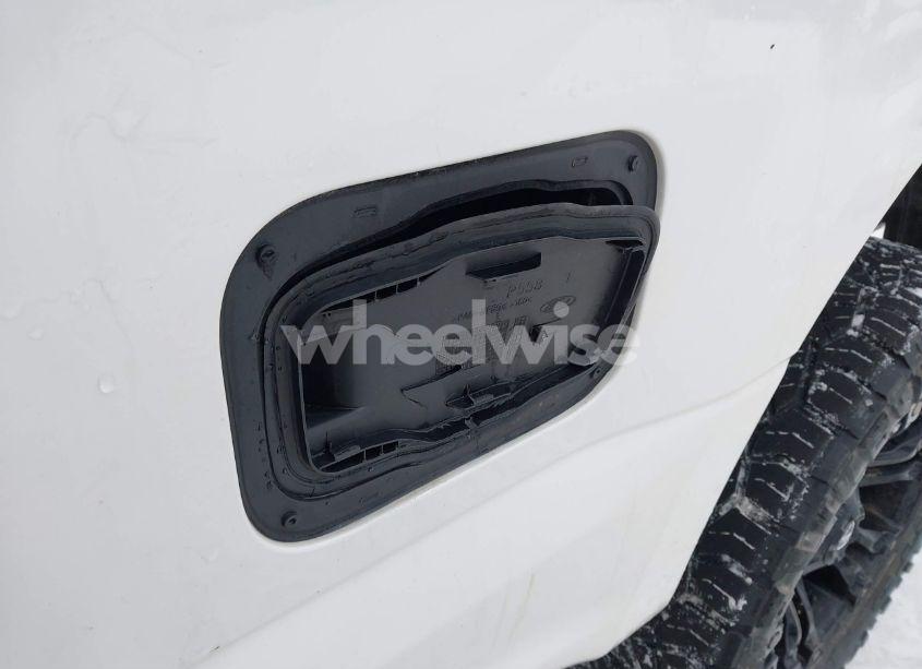 Photo 19 of 2019 Ford F-250 LARIAT (VIN 1FT7W2BTXKEE81526)