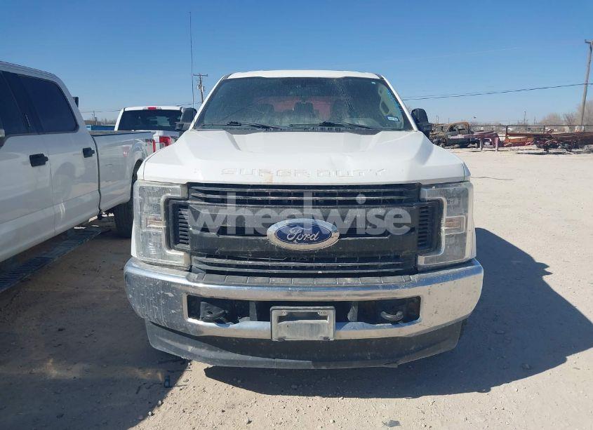 Photo 12 of 2019 Ford F-250 XL (VIN 1FT7W2BTXKEF52837)