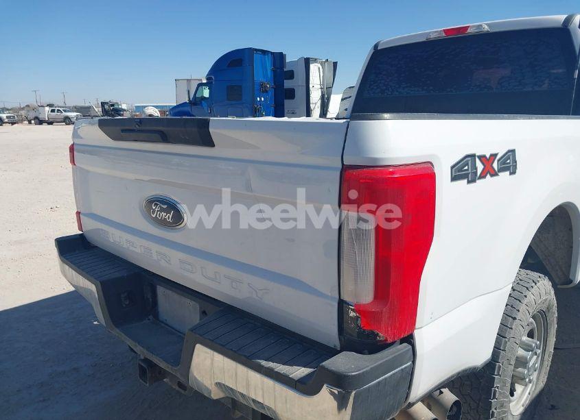 Photo 6 of 2019 Ford F-250 XL (VIN 1FT7W2BTXKEF52837)