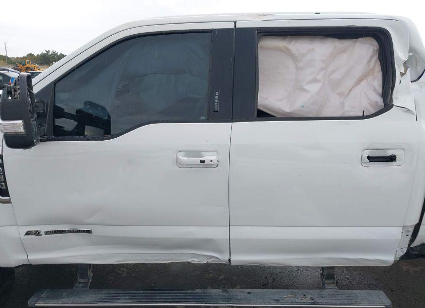 Photo 15 of 2019 Ford F-250 LARIAT (VIN 1FT7W2BTXKEG02846)