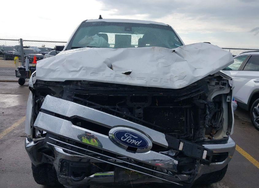 Photo 6 of 2019 Ford F-250 LARIAT (VIN 1FT7W2BTXKEG02846)