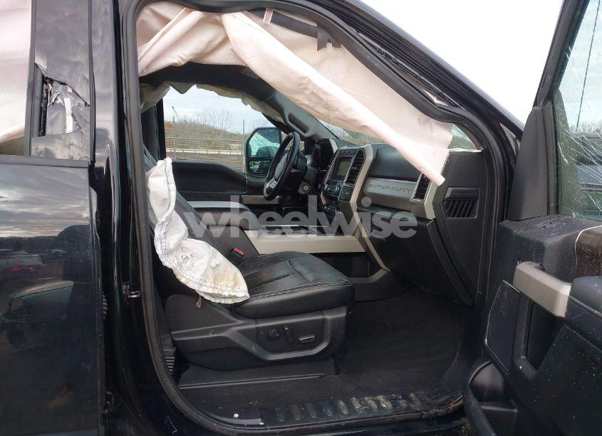 Photo 5 of 2020 Ford F-250 LARIAT (VIN 1FT7W2BTXLEC22181)