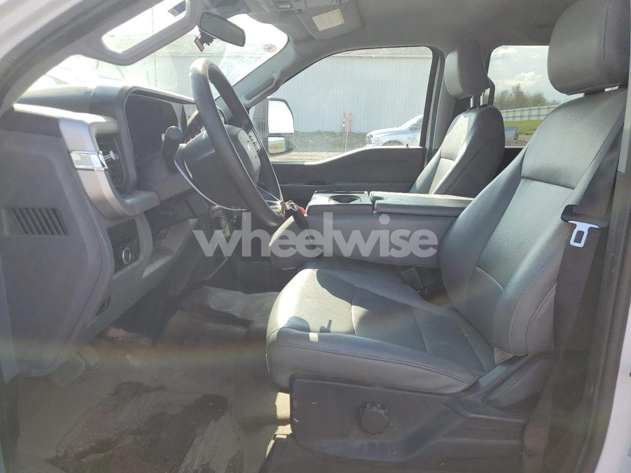 Photo 7 of 2023 FORD F250 SUPER DUTY (VIN 1FT7W2BTXPEC16788)