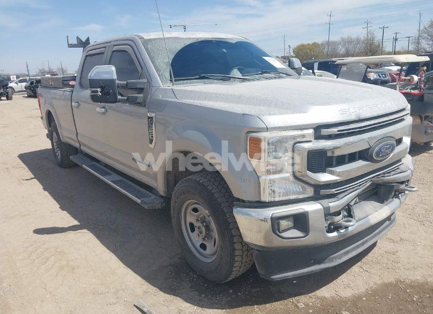 2022 Ford F-350 XLT (VIN 1FT7W3BT2NEC14262) main photo