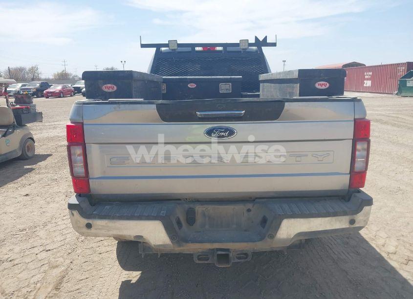 Photo 16 of 2022 Ford F-350 XLT (VIN 1FT7W3BT2NEC14262)