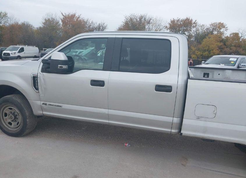 Photo 14 of 2017 Ford F-350 XL (VIN 1FT7W3BT4HED71652)