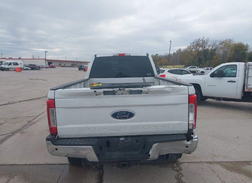 Photo 16 of 2017 Ford F-350 XL (VIN 1FT7W3BT4HED71652)