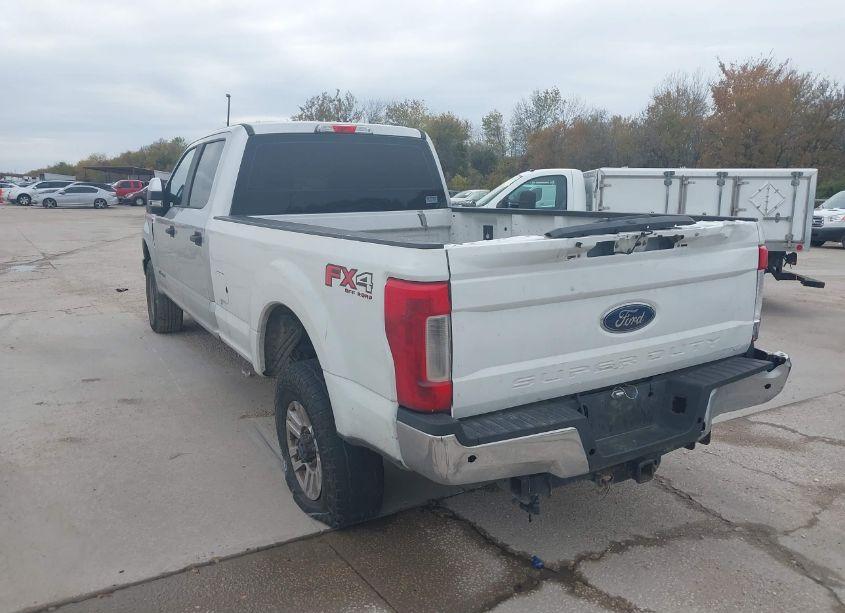 Photo 3 of 2017 Ford F-350 XL (VIN 1FT7W3BT4HED71652)