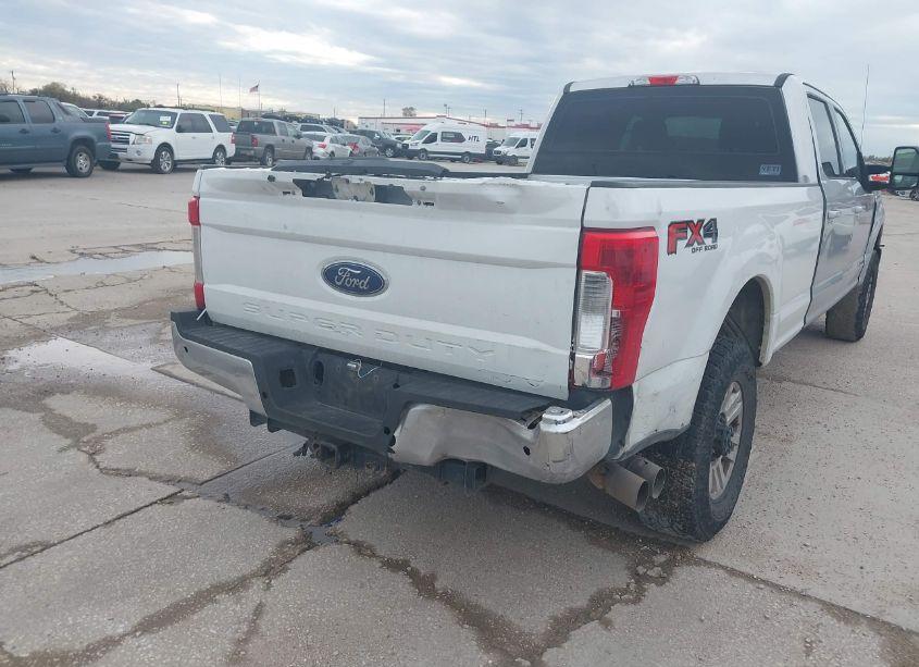 Photo 6 of 2017 Ford F-350 XL (VIN 1FT7W3BT4HED71652)