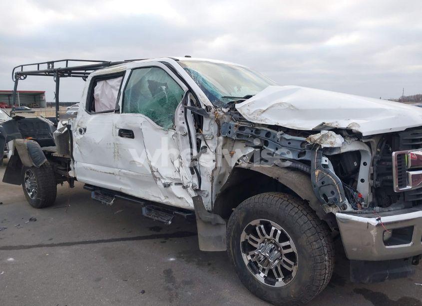 Photo 6 of 2017 Ford F-350 XLT (VIN 1FT7W3BT8HEE58535)