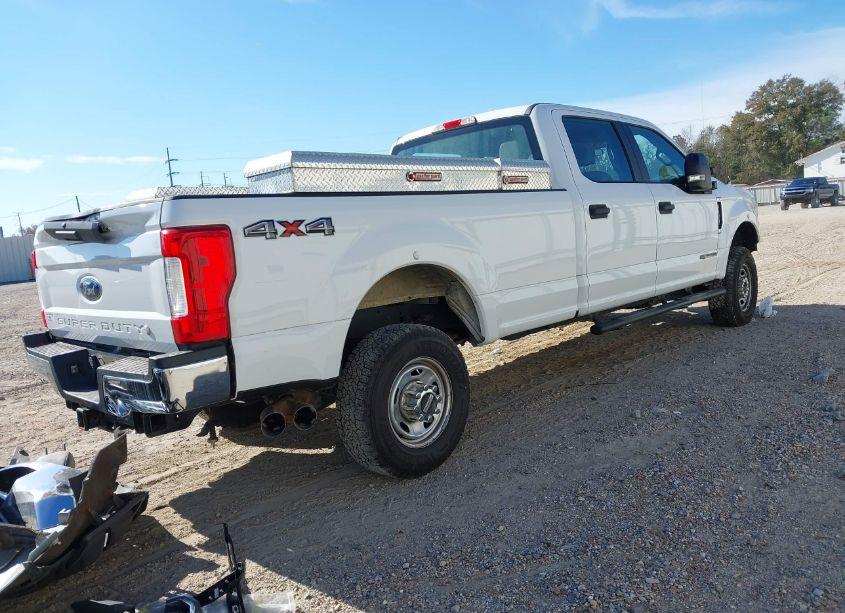 Photo 4 of 2019 Ford F-350 XL (VIN 1FT7W3BTXKED68066)