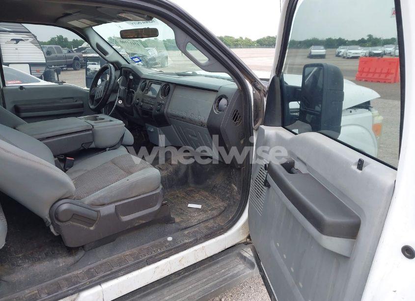 Photo 5 of 2011 Ford F-250 XL (VIN 1FT7X2A61BEA38223)