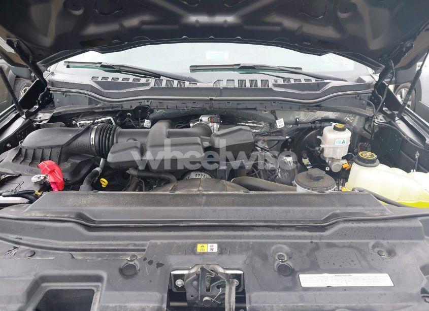 Photo 10 of 2019 Ford F-250 XLT (VIN 1FT7X2A64KED23773)