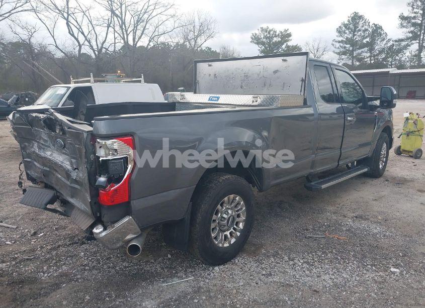 Photo 4 of 2022 Ford F-250 LARIAT (VIN 1FT7X2A65NED82853)