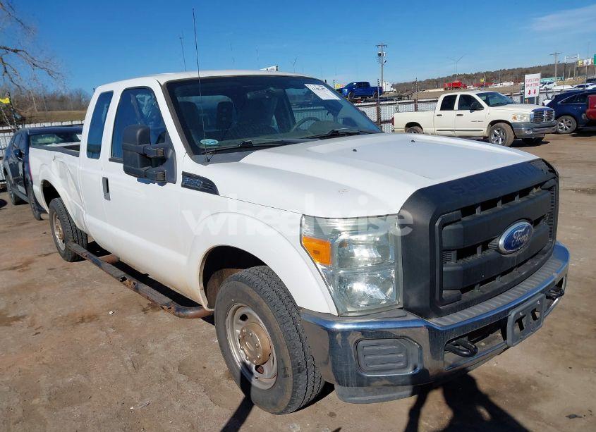 2011 Ford F-250 XL (VIN 1FT7X2A66BEA61951) main photo