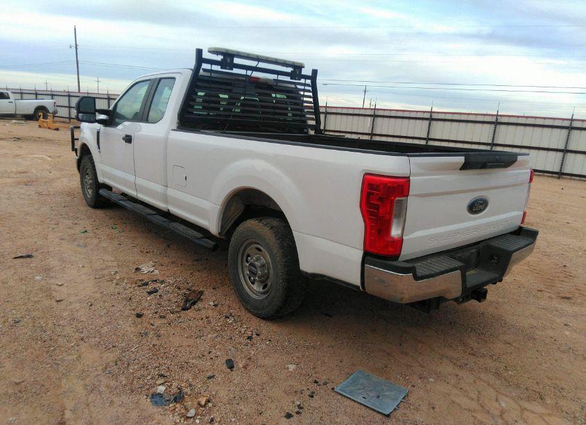 Photo 3 of 2019 Ford F-250 XL (VIN 1FT7X2A6XKEE26471)