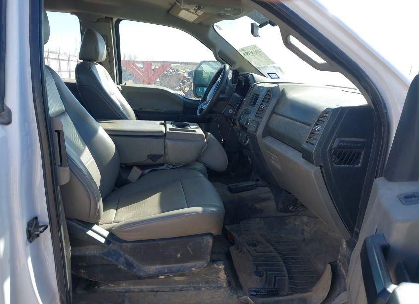 Photo 5 of 2019 Ford F-250 XL (VIN 1FT7X2A6XKEE26471)