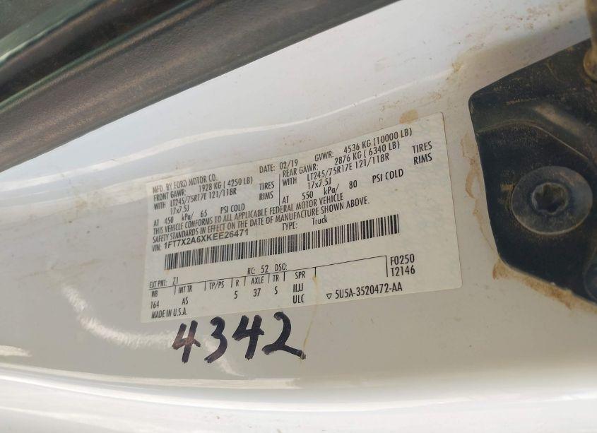 Photo 8 of 2019 Ford F-250 XL (VIN 1FT7X2A6XKEE26471)