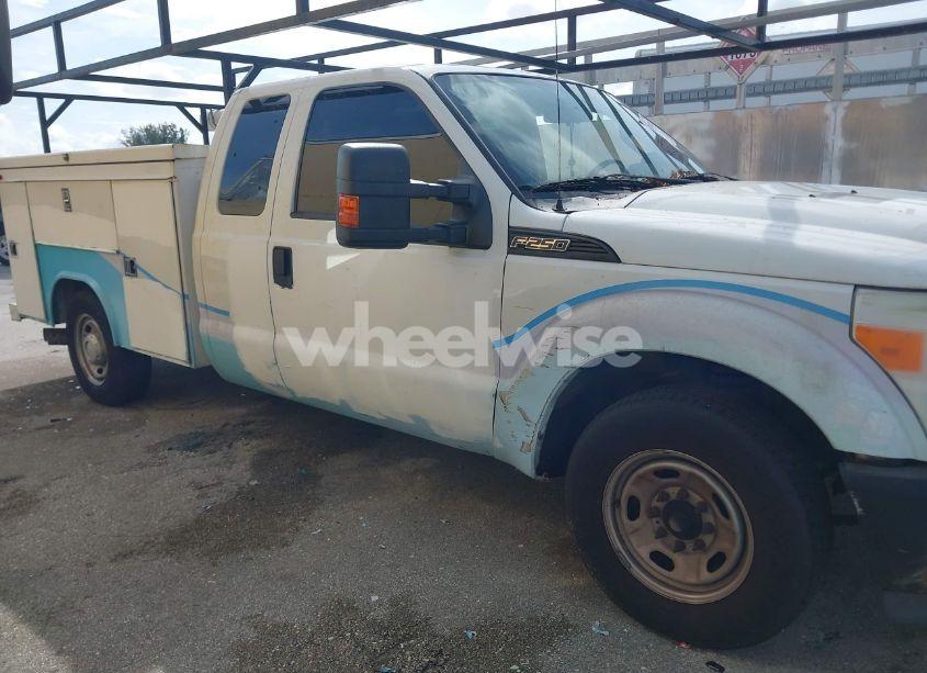 Photo 13 of 2015 Ford F-250 XL (VIN 1FT7X2AT2FEA31504)