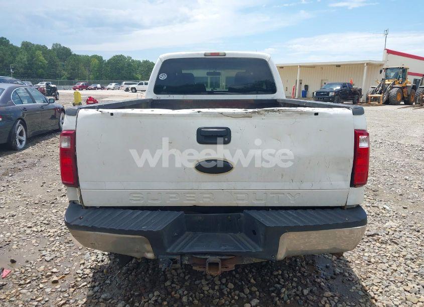 Photo 16 of 2011 Ford F-250 XLT (VIN 1FT7X2AT3BEC33228)