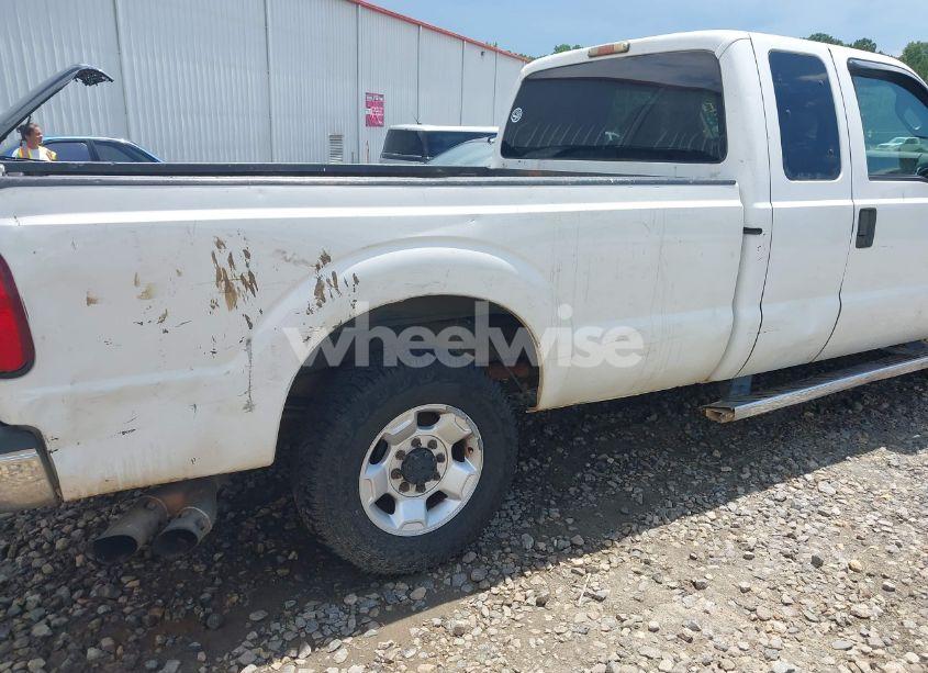 Photo 18 of 2011 Ford F-250 XLT (VIN 1FT7X2AT3BEC33228)