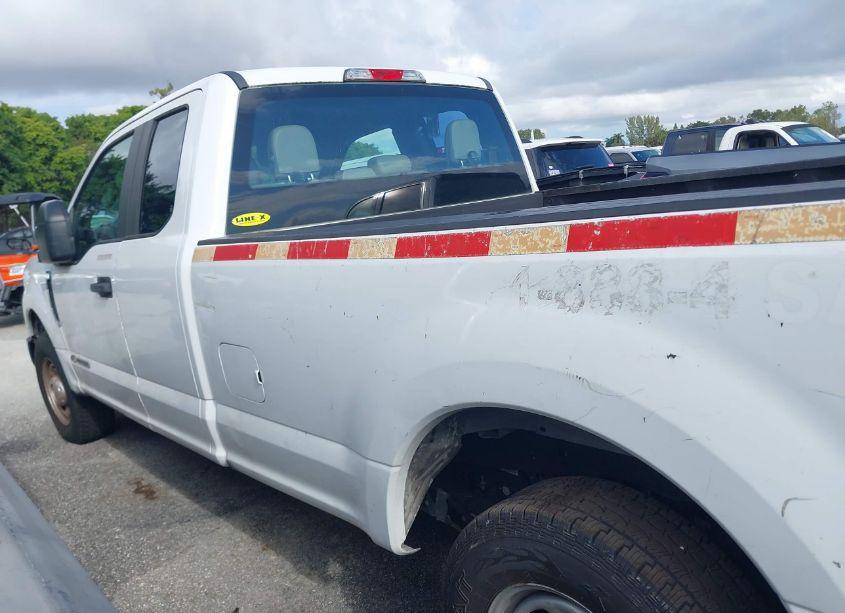 Photo 14 of 2017 Ford F-250 XL (VIN 1FT7X2ATXHEB45382)