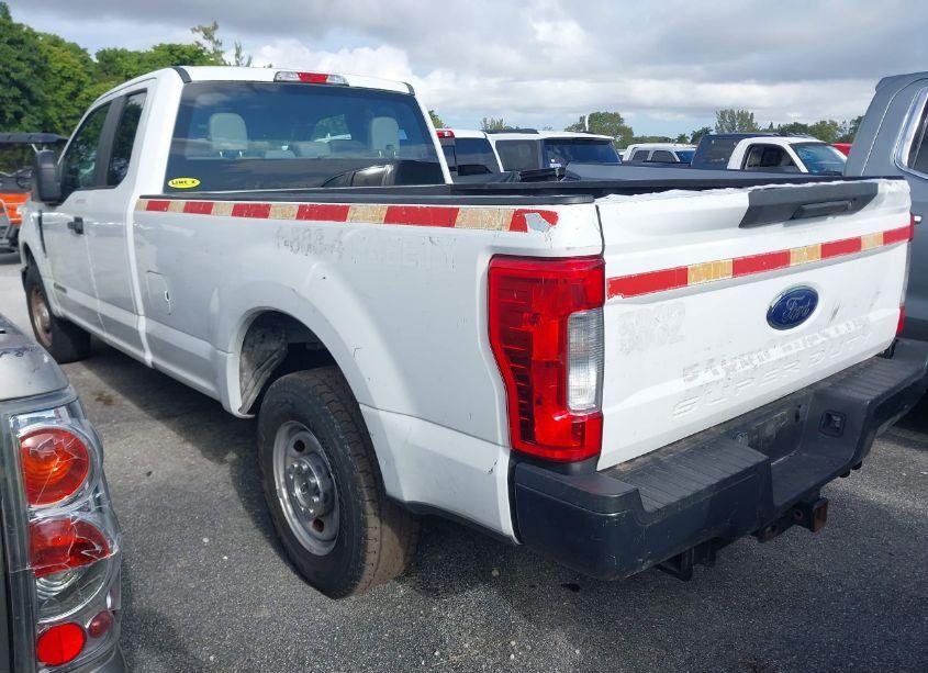 Photo 3 of 2017 Ford F-250 XL (VIN 1FT7X2ATXHEB45382)