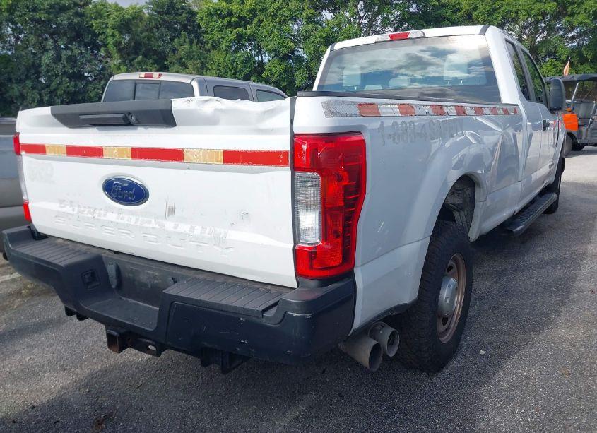 Photo 4 of 2017 Ford F-250 XL (VIN 1FT7X2ATXHEB45382)