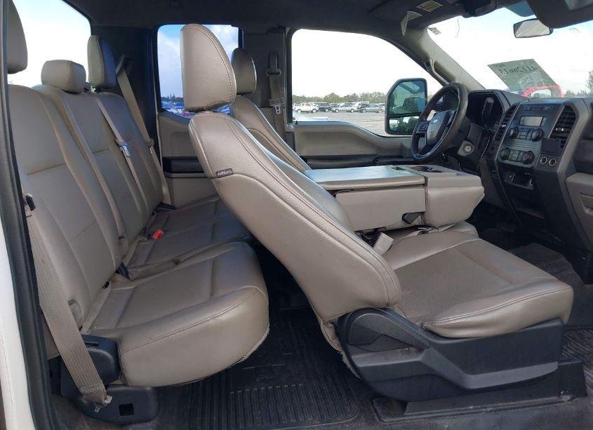 Photo 8 of 2017 Ford F-250 XL (VIN 1FT7X2ATXHEB45382)