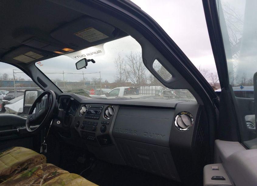 Photo 5 of 2012 Ford F-250 XLT (VIN 1FT7X2B60CEC08846)