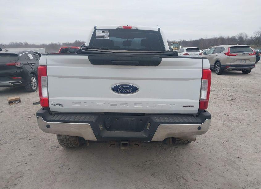 Photo 16 of 2017 Ford F-250 XL (VIN 1FT7X2B60HEC34418)