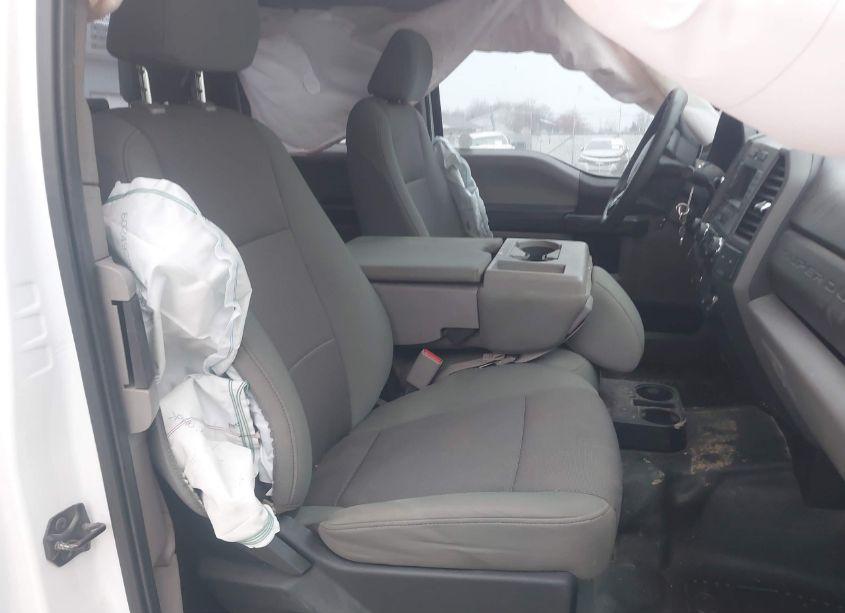 Photo 5 of 2017 Ford F-250 XL (VIN 1FT7X2B60HEC34418)