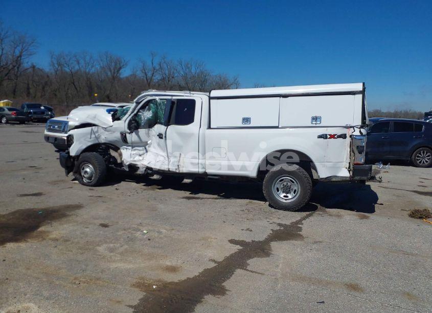 Photo 14 of 2019 Ford F-250 XL (VIN 1FT7X2B60KEF59030)