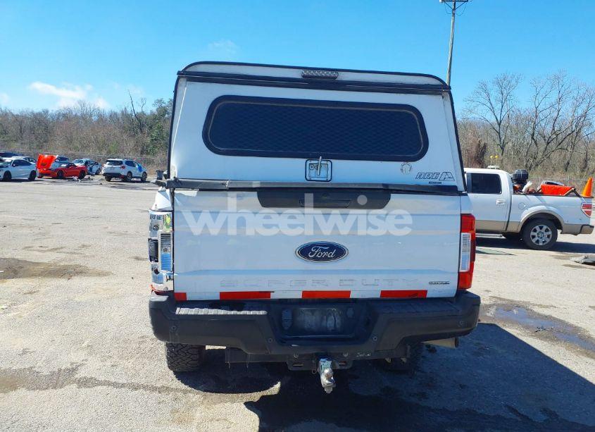 Photo 16 of 2019 Ford F-250 XL (VIN 1FT7X2B60KEF59030)