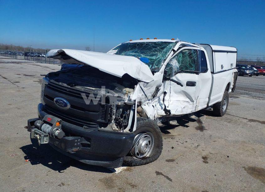 Photo 2 of 2019 Ford F-250 XL (VIN 1FT7X2B60KEF59030)