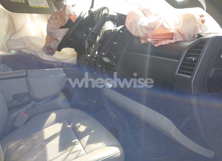 Photo 5 of 2019 Ford F-250 XL (VIN 1FT7X2B60KEF59030)